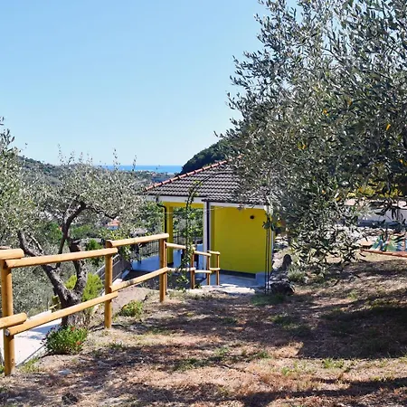 Holiday home Le Drupe